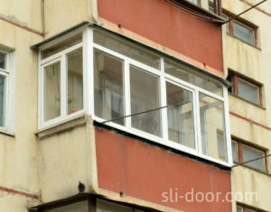 балкон в панельку, металопластиковий балкон