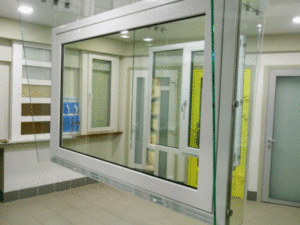 среднеподвесное окно, нестандартное открывание, открывное панорамное окно